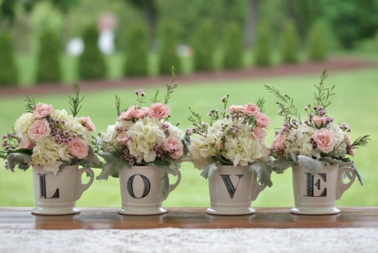 18 Amazing Decor Ideas for Romantic Spring Wedding - spring wedding decor, spring wedding, floral wedding decor, floral wedding
