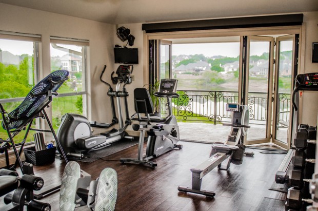 traditional-home-gym