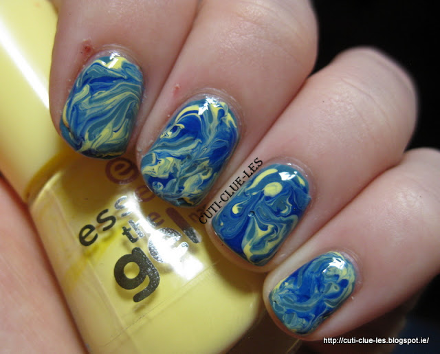 19 Creative DIY Water Marble Nail Art Ideas