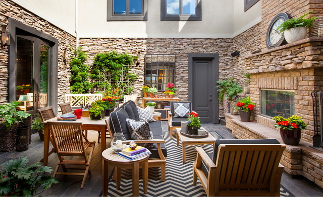 19 Stunning Courtyard Design Ideas with Cozy, Intimate Atmosphere 19 Stunning Courtyard Design Ideas with Cozy, Intimate Atmosphere - outdoor living room, courtyard design ideas, courtyard