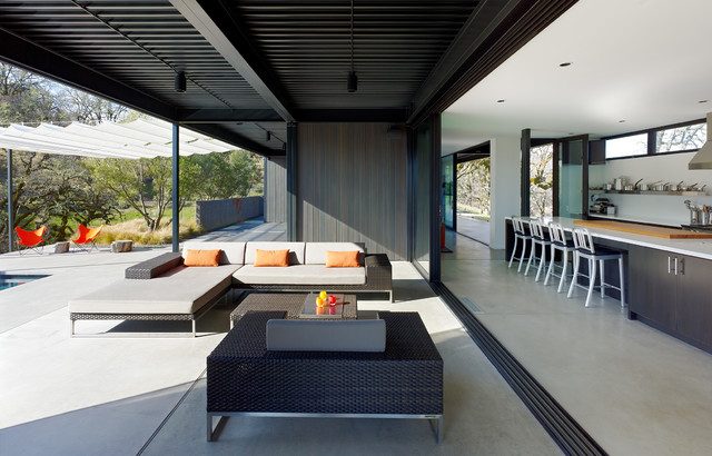 21 Stunning Indoor- Outdoor Living Spaces