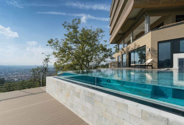 15 Breathtaking Private Swimming Pool Designs For Backyard Refreshment (11)