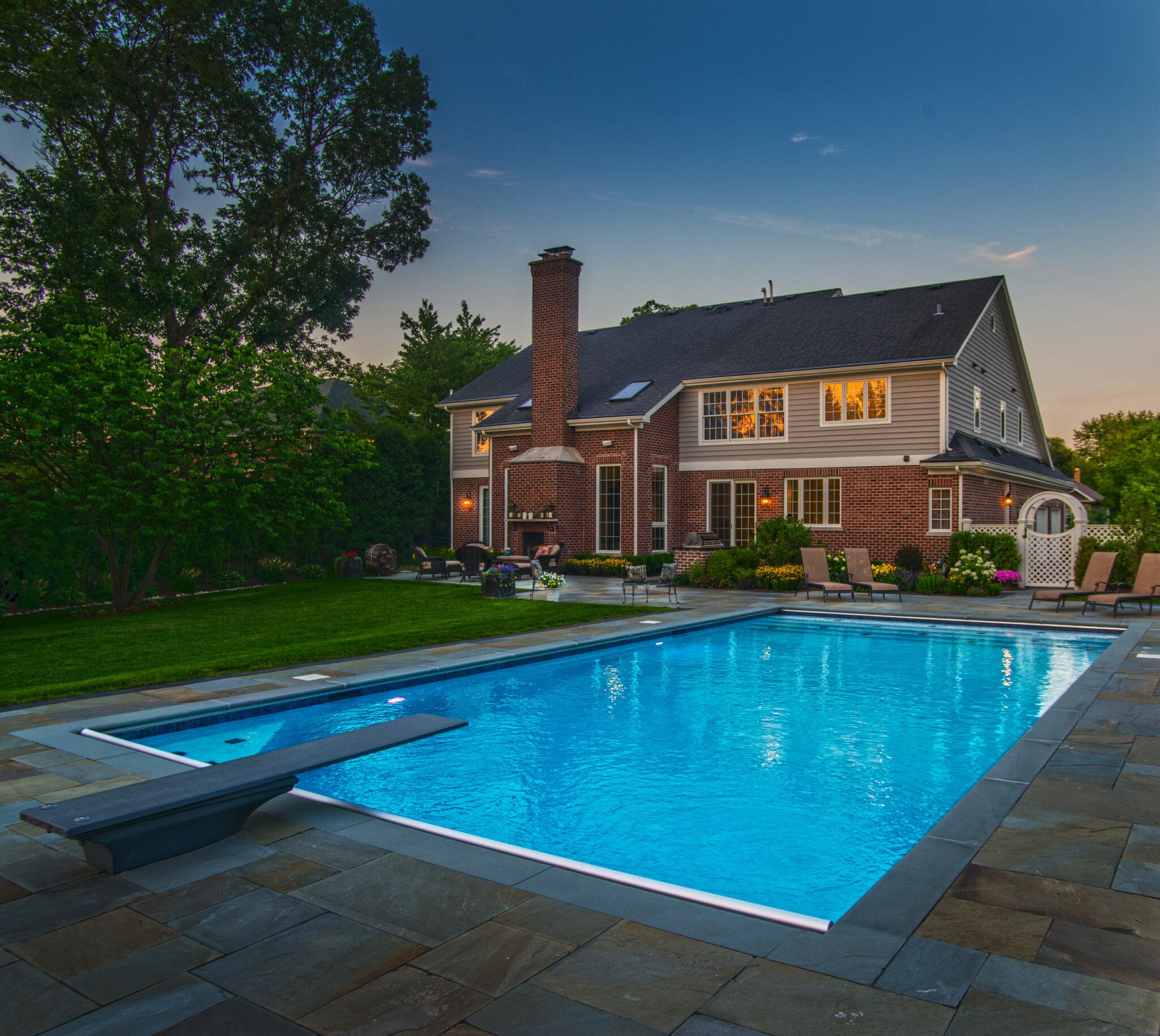 15 Breathtaking Private Swimming Pool Designs For Backyard Refreshment