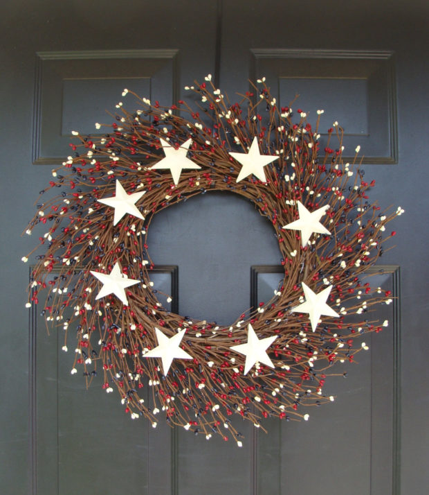 Buy it on: www.etsy.com 15 Colorful Handmade Summer Wreath Ideas To Refresh Your Front Door (7)