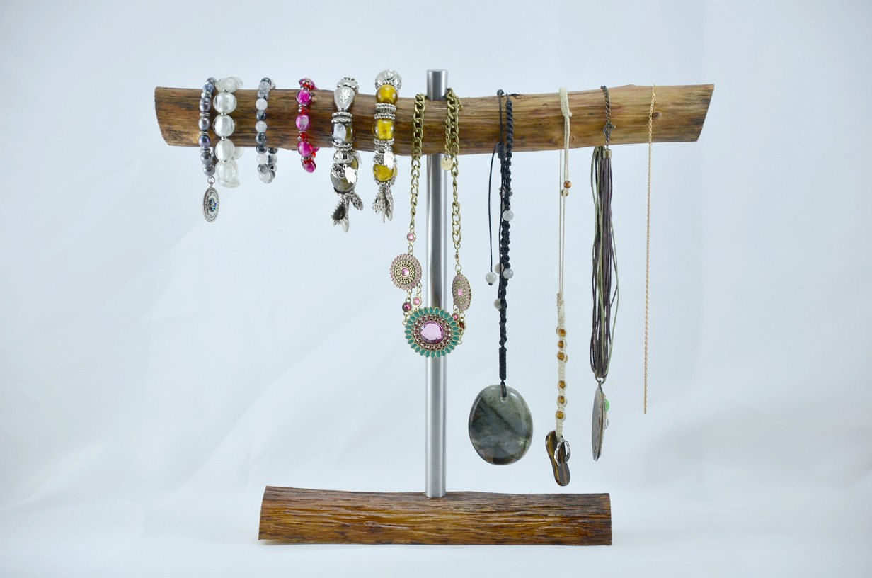 17 Simple But Awesome Handmade Jewelry Organizer Ideas You Can DIY