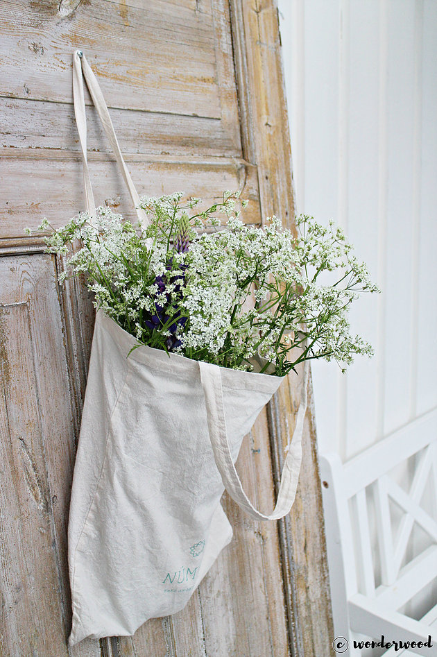 16 Fun and Easy Summer DIY Garden Projects