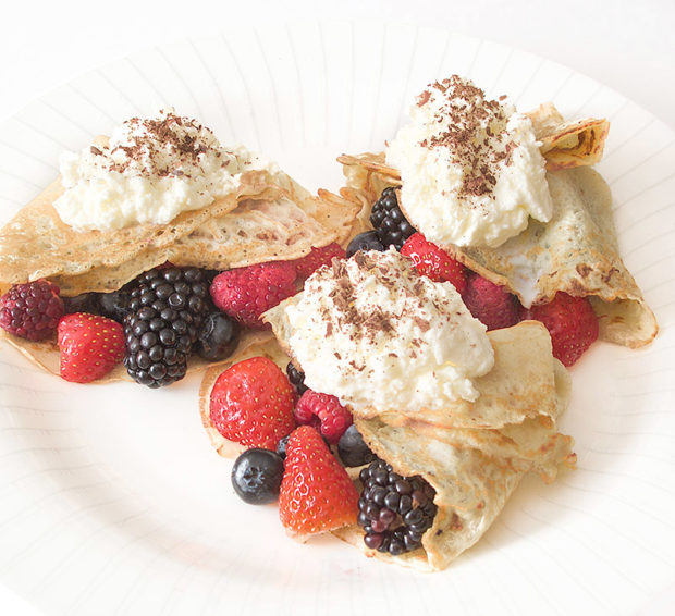 Summer Berry Crêpes