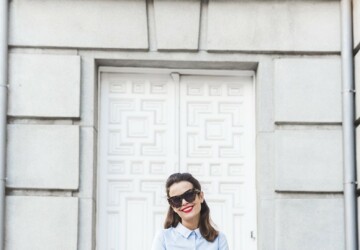 How To Wear Denim To The Office: 17 Great Outfit Ideas - Work outfit, office outfit, jeans to work, jeans to office, jeans outfit ideas, jeans, denim