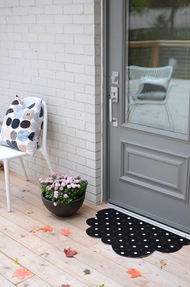 Source 14-inviting-diy-welcome-mat-ideas-you-could-easily-craft-1