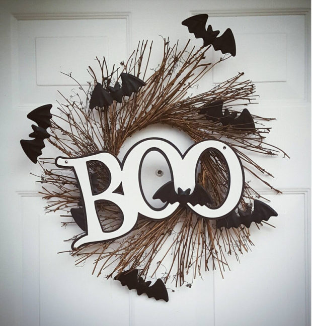 15-spooky-handmade-halloween-wreath-designs-to-decorate-your-front-door-with-12