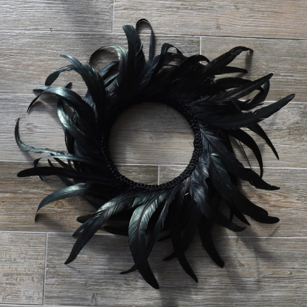 15-spooky-handmade-halloween-wreath-designs-to-decorate-your-front-door-with-14