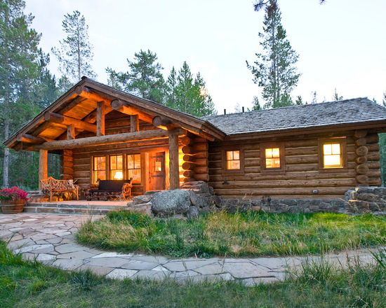 17 Lovely Small Mountain Cabin Designs Ideas - Small Mountain Cabin, rustic mountain house, mountain cabin exterior, mountain cabin