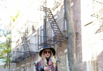 17 Ways of Styling a Scarf On Chilly Fall Days (Part 1) - Styling a Scarf On Chilly Fall Days, Styling a Scarf, oversized scarf, outfit with scarf, fall outfit ideas