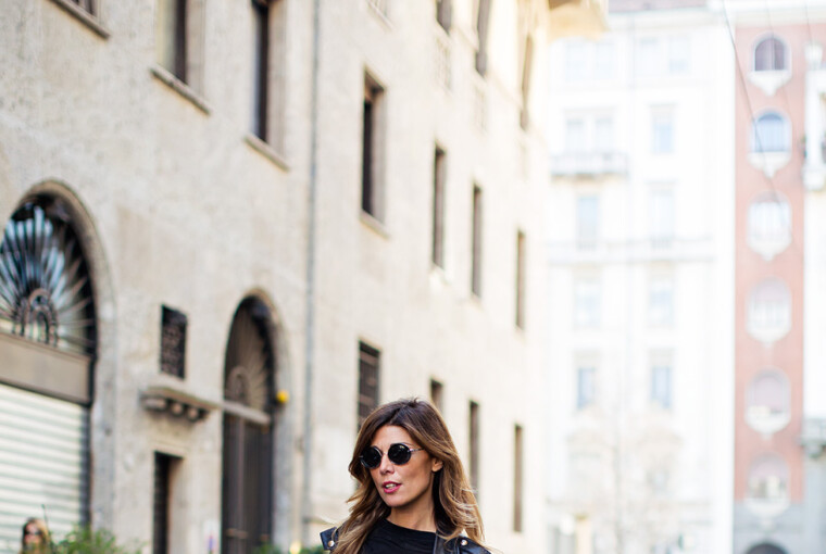 17 Cool Ways to Style a Leather Jacket This Fall - perfect fall look, leather jacket outfit idea, leather jacket, fall street style, fall outfit ideas