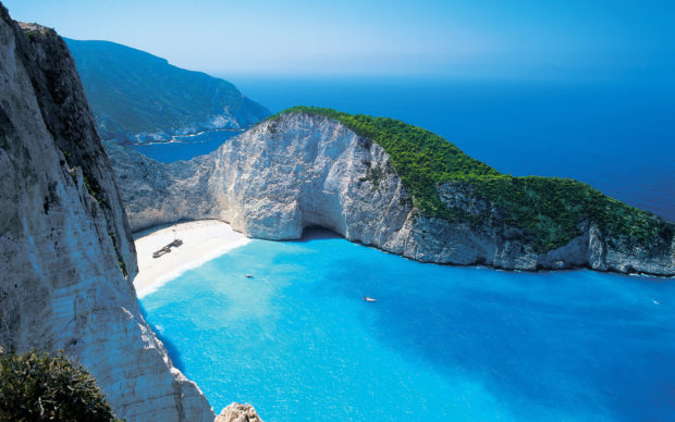 shipwreck-beach-zakynthos-greece-wallpaper