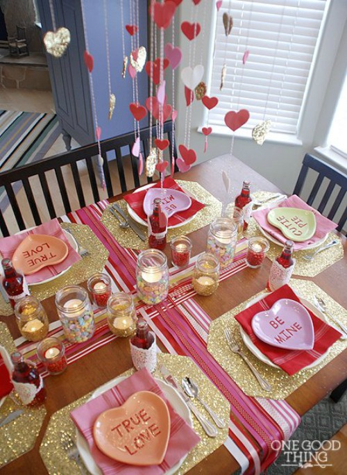 16 Amazing DIY Decorating Ideas for The Best Valentine’s Day Party - diy Valentine's day party, diy Valentine's day decorations, diy Valentine's day, diy party decorations, diy party