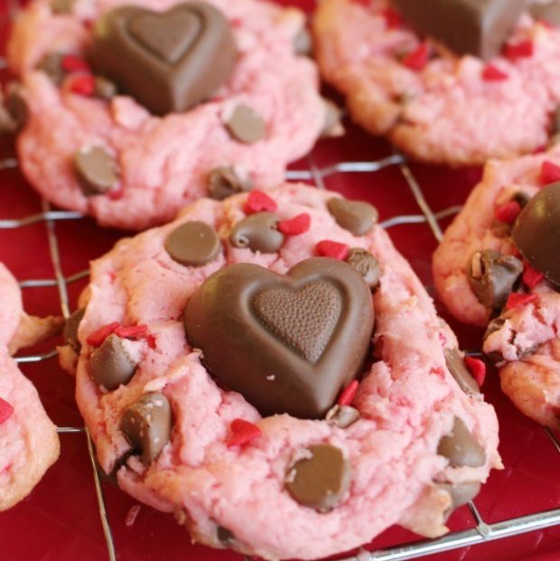 15 Great Recipes for Valentine's Day Cookies - Valentine's day desserts, Valentine's day cookies, diy Valentine's day party, diy Valentine's day