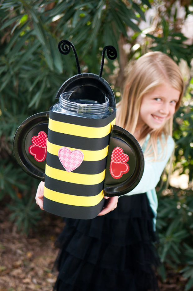 Kids Crafts: 16 Adorable Valentine Boxes for Girls - valentine's day kids craft, Valentine Boxes for Girls, Valentine Boxes, diy Valentine's day gifts for kids, diy Valentine's day decorations, diy Valentine's day, diy Valentine Boxes, diy kids crafts