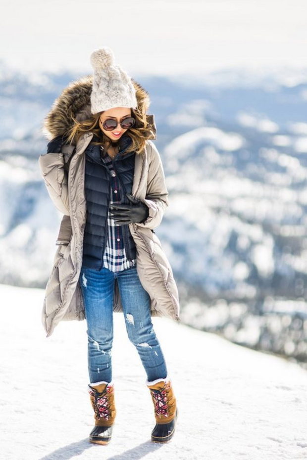 Winter Fashion: 18 Cute and Warm Outfits to Wear During a Snow Day - winter street style, winter outfit ideas, snow day outfit ideas, snow day