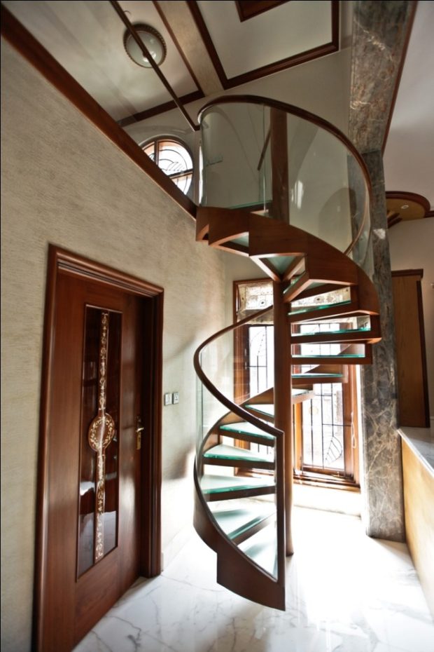 14 Unbelievable Staircase Designs That Will Makeover Your Home - Stairs, staircase, stair modern, spiral, rustic, interior, home decor, handrails, glass, contemporary