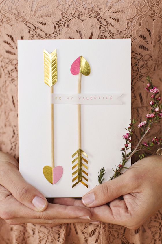 15 Ideas for Sweet DIY Cards to Send Your Valentine - valentine's day crafts, diy Valentine's day ideas, diy Valentine's day cards, diy Valentine's day, diy cards