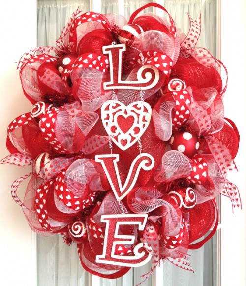 17 Sweet and Simple DIY Valentine's Day Decorations - valentine's day decorations, Valentine's day, diy Valentine's day home decor, diy Valentine's day decorations, diy Valentine's day, diy decorations, DIY Decorating Ideas