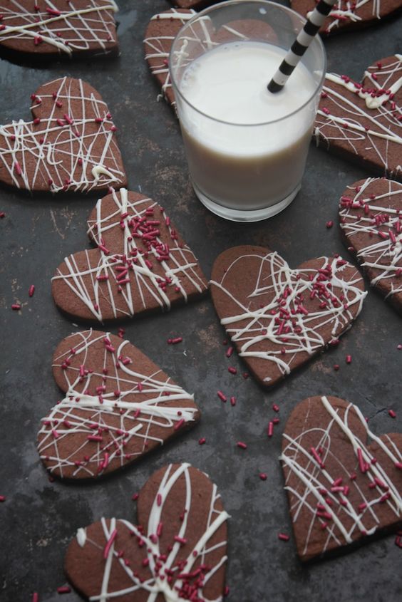 15 Great Recipes for Valentine's Day Cookies - Valentine's day desserts, Valentine's day cookies, diy Valentine's day party, diy Valentine's day