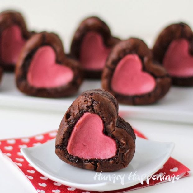 17 Romantic Valentine's Day Dessert Recipes - Valentine's day recipes, Valentine's day desserts, diy Valentine's day ideas, diy Valentine's day, dessert recipes