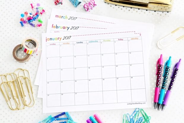 Get Your Life Organized: 15 Great Free Printable Calendars For 2017 - organization hacks, get organized, Free Printable Calendars For 2017, diy organization projects, craft organization, calendar