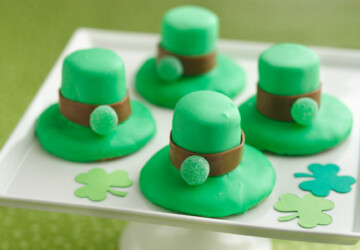 18 Cute and Tasty St. Patrick’s Day Dessert Ideas - St. Patrick’s Day Dessert Ideas, St. Patrick’s Day Dessert, St. Patrick's Day Recipes, St. Patrick's Day Desserts, Diy St. Patrick's Day Decorations, Cute and Tasty St. Patrick’s Day Dessert Ideas