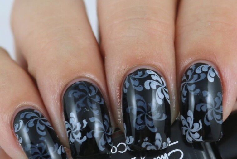 Black Base for Statement Nails: 17 Stunning Nail Art Ideas (Part 1) Black Base for Statement Nails: 17 Stunning Nail Art Ideas (Part 1) - Statement Nails, dark nails, black nails, Black Base Nails, Black Base for Statement Nails