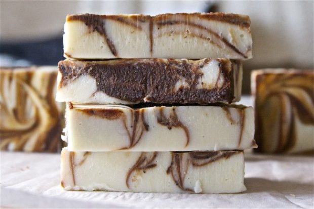 Handmade Cosmetics: 16 Amazing DIY Soap Recipes - Handmade Cosmetics, DIY Soap Recipes, DIY Soap, diy cosmetics, Cosmetics