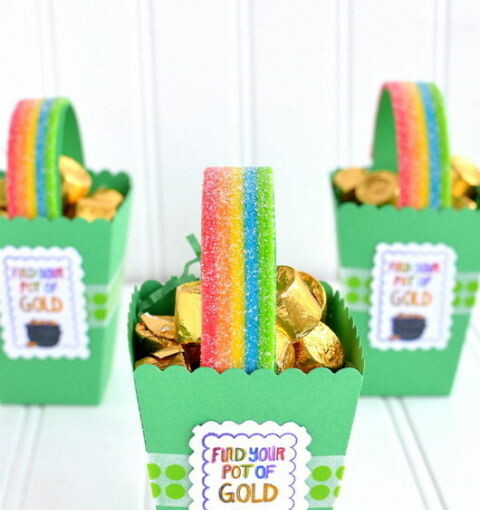 16 Easy and Fun St. Patrick's Day Crafts For Kids - St. Patrick's Day Crafts For Kids, St. Patrick's Day Crafts, St. Patrick's Day, Diy St. Patrick's Day Decorations, DIY St. Patrick's Day