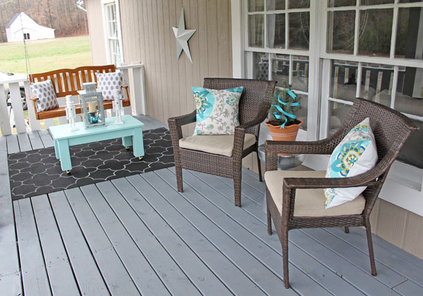 Welcome Spring: 18 Lovely Porch Decor Ideas - Welcome Spring, Spring Decor On Your Balcony, spring decor, porch design ideas, Porch Decor Ideas, DIY Porch Decor Ideas