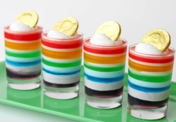 Rainbow Desserts: 17 Delicious St. Patrick’s Day Recipe Ideas - St. Patrick’s Day Dessert Ideas, St. Patrick’s Day Dessert, St. Patrick's Day Recipes, Rainbow Desserts: 17 Delicious St. Patrick’s Day Recipe, Rainbow Desserts, Cute and Tasty St. Patrick’s Day Dessert Ideas