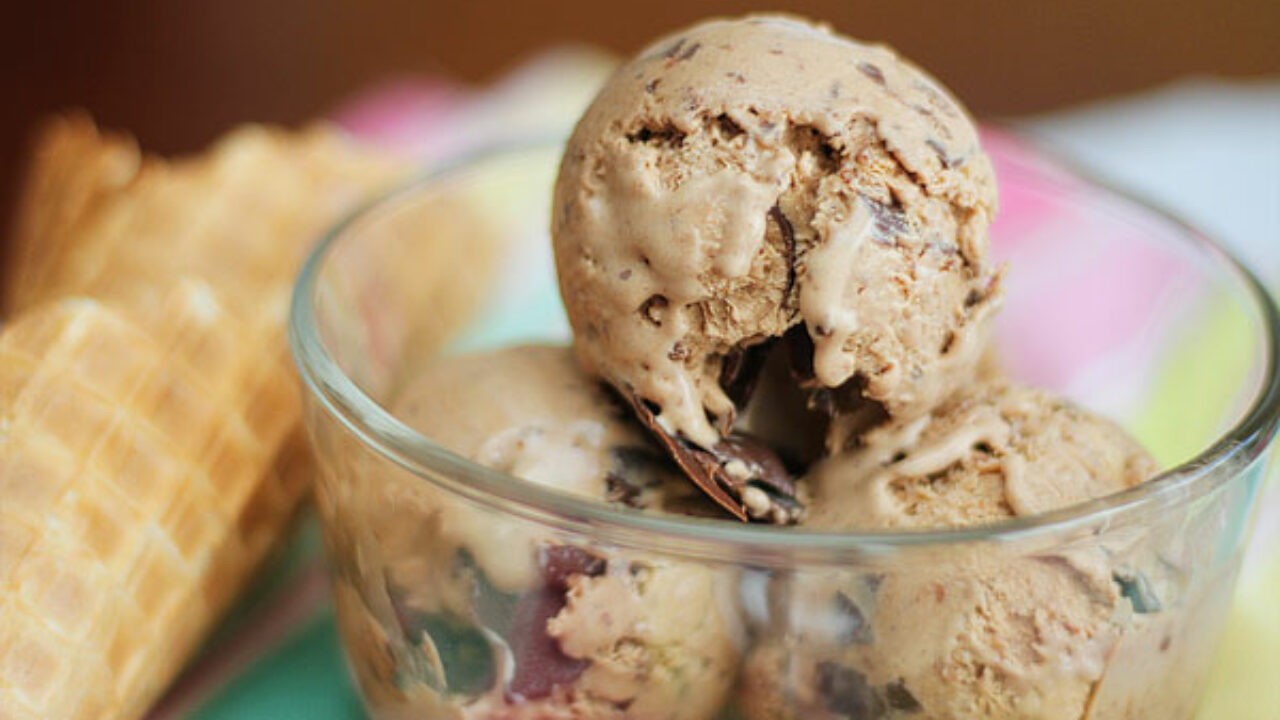 13 Tasty And Easy Homemade Ice Cream Recipes