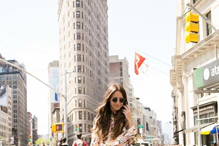 16 Inspiring Outfit ideas for the First Days of Summer (Part 1) 16 Inspiring Outfit ideas for the First Days of Summer (Part 1) - spring to summer outfit ideas, spring outfit ideas, print spring outfit, Last Days of Summer outfit, casual summer outfit