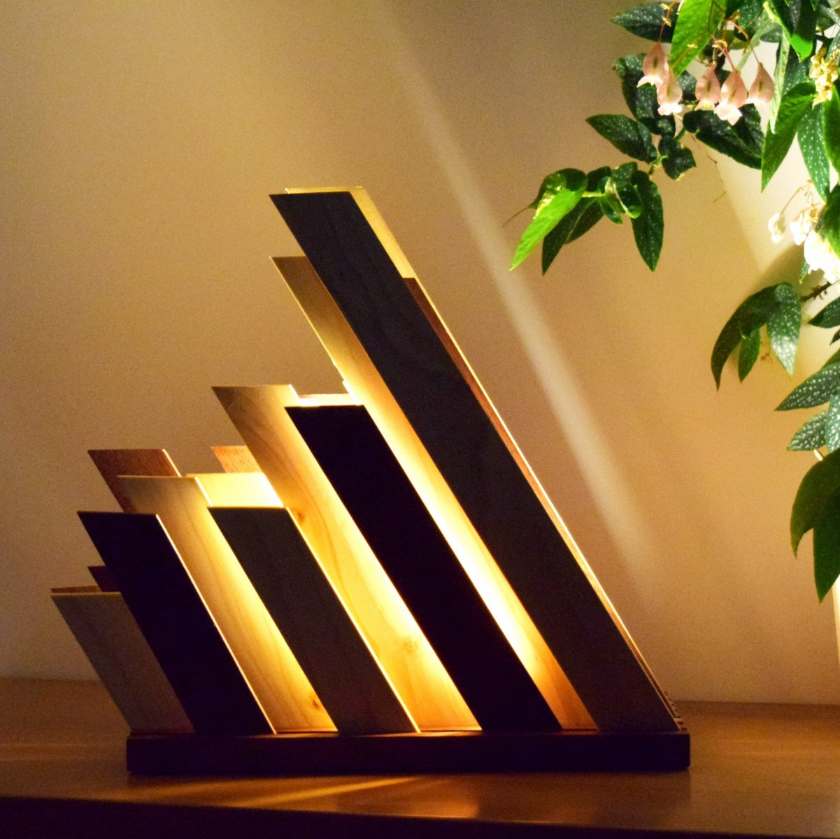 15 Crafty Handmade Lamp Designs That You Can DIY