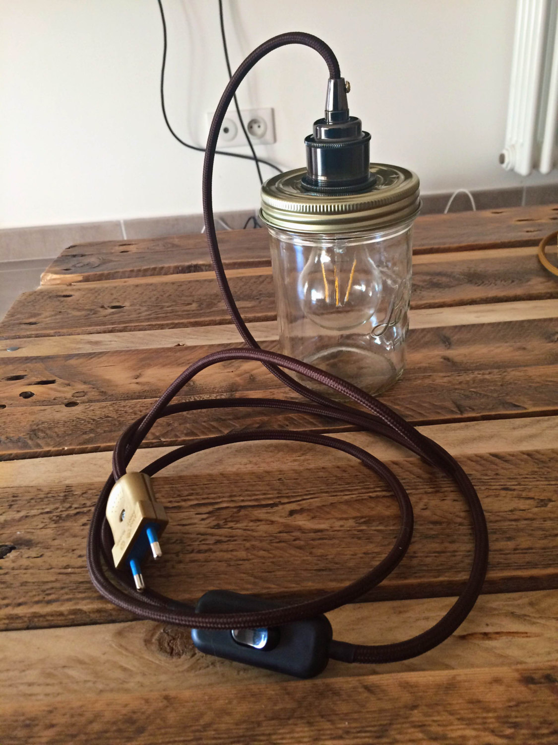 15 Crafty Handmade Lamp Designs That You Can DIY