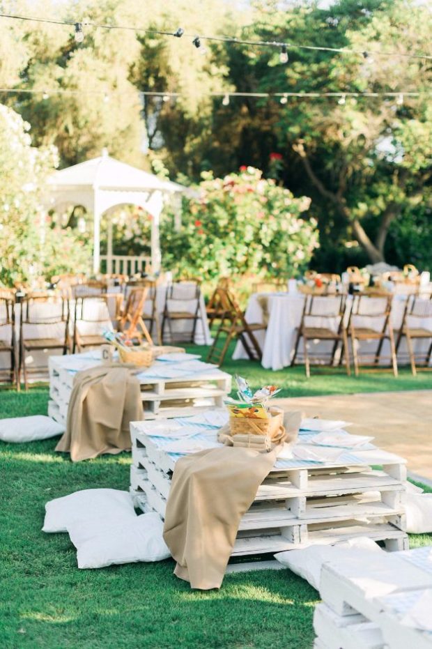 15 Creative DIY Ideas For An Outdoor Summer Wedding