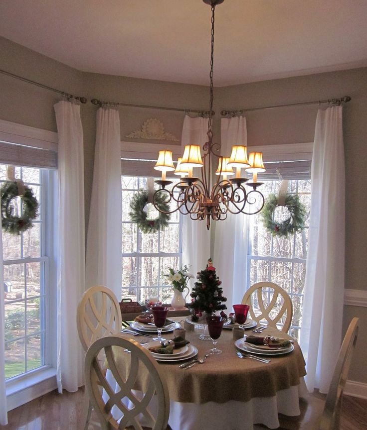 Quick Tips for Cleaning Your Window Treatments for the Holidays -