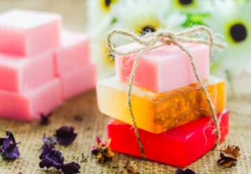 17 Amazing DIY Soap Recipes Anyone Can Make At Home - DIY Soap Recipes, DIY Soap, diy cosmetics, diy beauty products