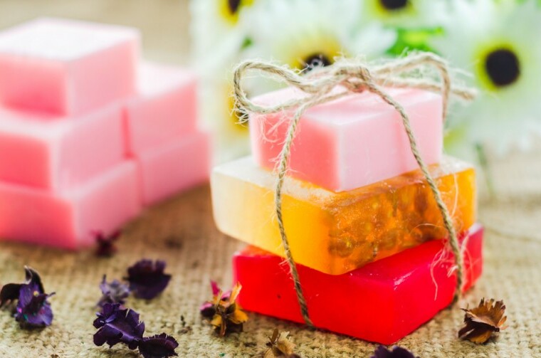 17 Amazing DIY Soap Recipes Anyone Can Make At Home - DIY Soap Recipes, DIY Soap, diy cosmetics, diy beauty products