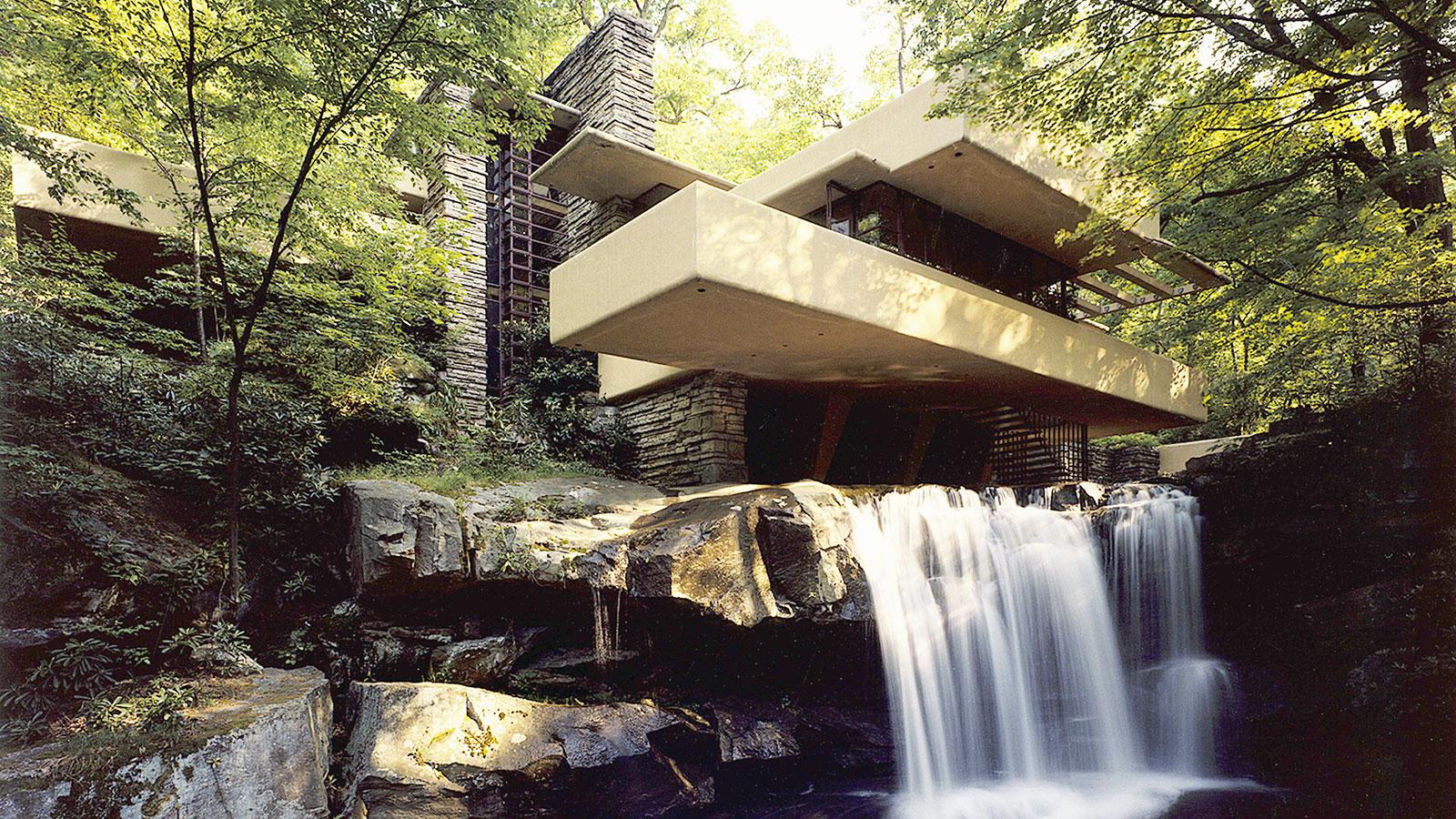 4 Stunning Homes Designed By Famous Architects -