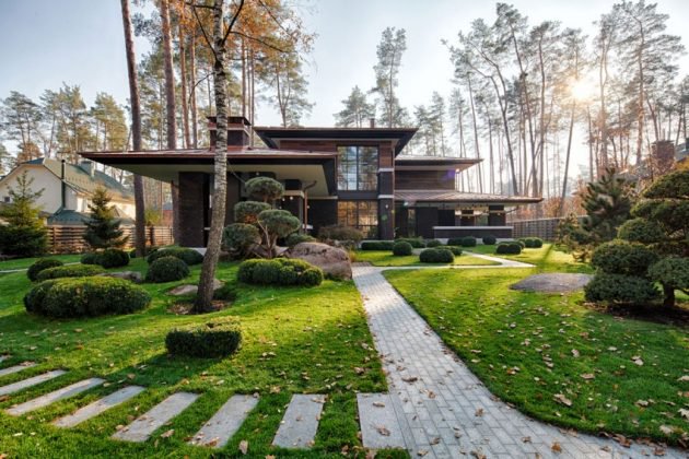 The Prairie House By Yunakov Architecture in Kiev, Ukraine Is A Home That You Must See - yunakov architecture, ukraine, residence, prairie house, luxury, kiev, japanese architecture, interior, house, home, Frank Lloyd Wright, exterior, Contemporary Home, contemporary exterior, contemporary