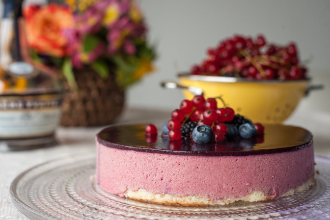 17 Delicious Summer Berry Cake Recipes 17 Delicious Summer Berry Cake Recipes - summer desserts, summer cake recipes, Summer Berry Cake Recipes, Berry Cake Recipes, berry