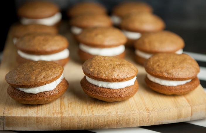 16 Delicious Whoopie Pies Recipes So Good, You'll Want Them All 16 Delicious Whoopie Pies Recipes So Good, You'll Want Them All - Whoopie Pies Recipes, Whoopie Pies, recipes, pies, pie recipes, dessert recipes, Cookies, cake recipes