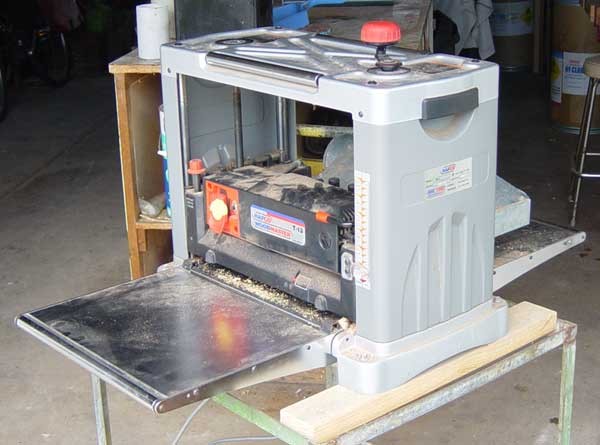 Features to Look for When Choosing a Portable Table Saw - woodworking, table saw, saw, blade