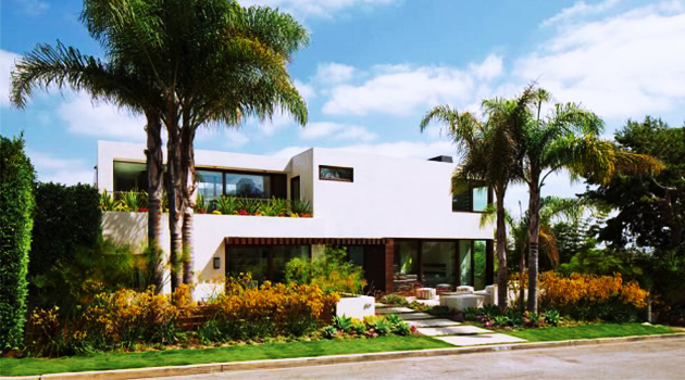 SUBU Design Architecture Developed The Stellar Manhattan Beach Residence in California - residence, outdoor, manhattan beach residence, manhattan beach, manhattan, luxury, interior, house, home, exterior, california, beach house, beach