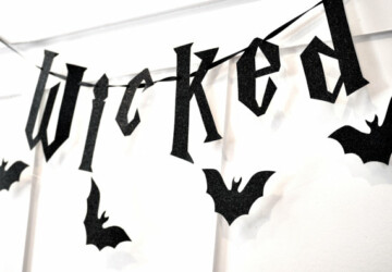 15 Wicked Halloween Banner Designs For Your Halloween Party - witch, spooky, skull, skeleton, scary, Pumpkin, halloween, ghost, garland, diy, crafts, crafting, banner